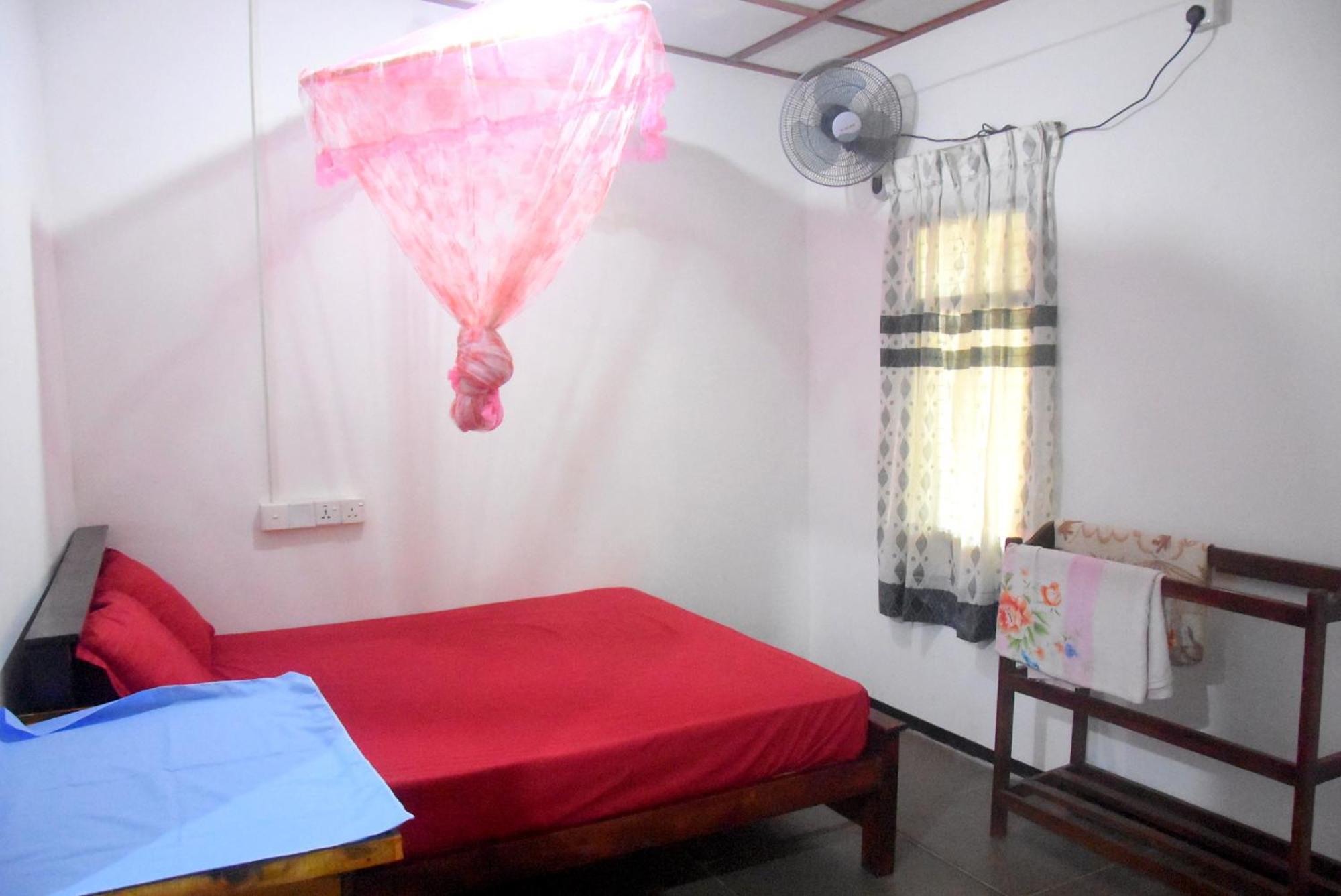 Meera Homestay & Guest House Anuradhapura Exterior foto