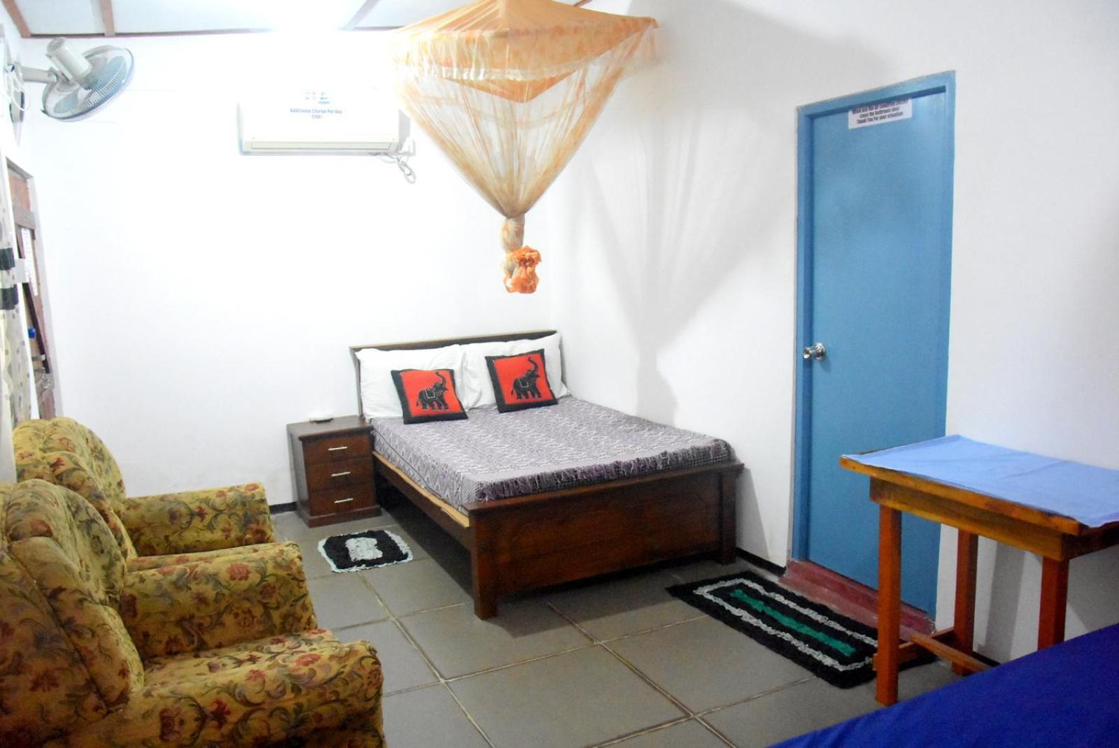 Meera Homestay & Guest House Anuradhapura Exterior foto