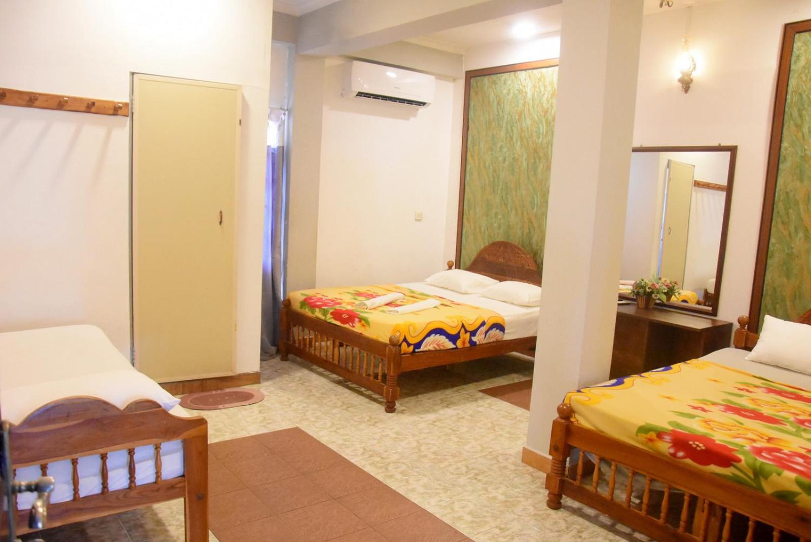 Meera Homestay & Guest House Anuradhapura Exterior foto